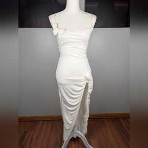 Meshki White Floral Women's Maxi Dress